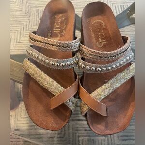 CIRCUS By Sam Edelman Oleander flat sandal EUC